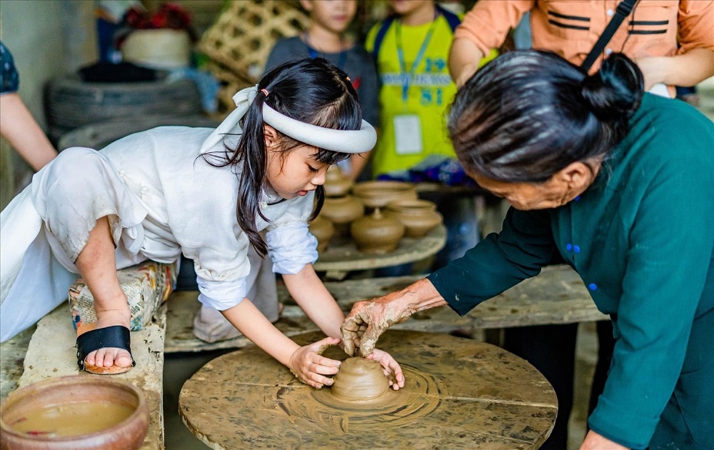 Phuoc Tich Ceramic Village